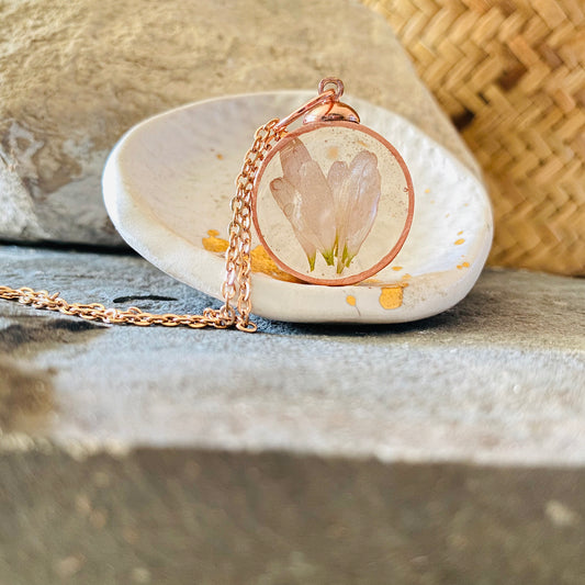 Daisy Petal Classic Pendant #12